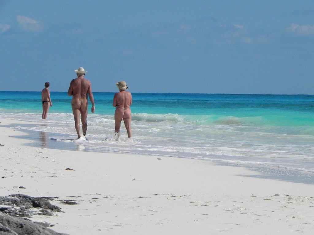 Praias de nudismo pelo mundo